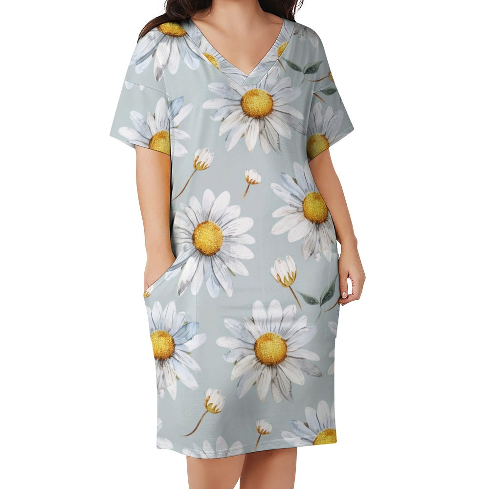 Daisy, April, Daisy Dress, April Birth Month, Small to Plus Size Dress, Birth Month Dress, Loose pocket dress